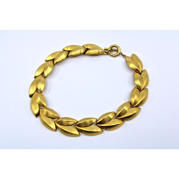 C8 Auth Vintage GIVENCHY Haute Couture Satin Gold Tone Leaf Link Runway Necklace - Picture 1 of 5